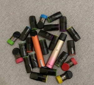 电子烟品牌排行榜网-悦刻烟弹包装拆了可以放多长时间,怎么保存?(烟弹拆了包装保质期多长?)